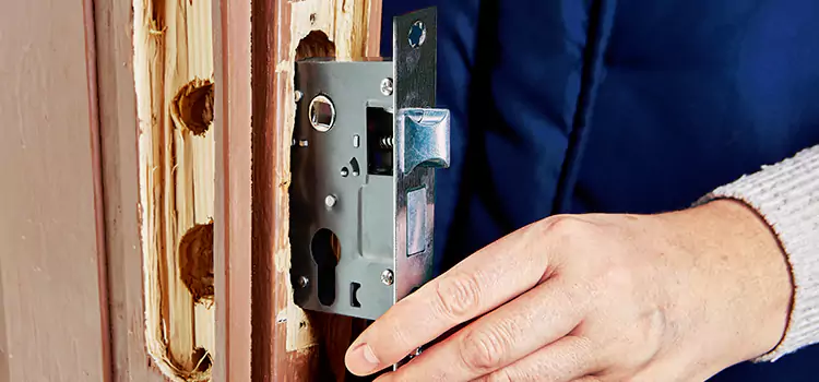 Garage Door Lock Replacement Fairwood